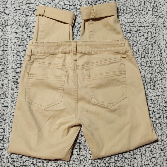 Red Camel khaki pants - Picture 2 of 6